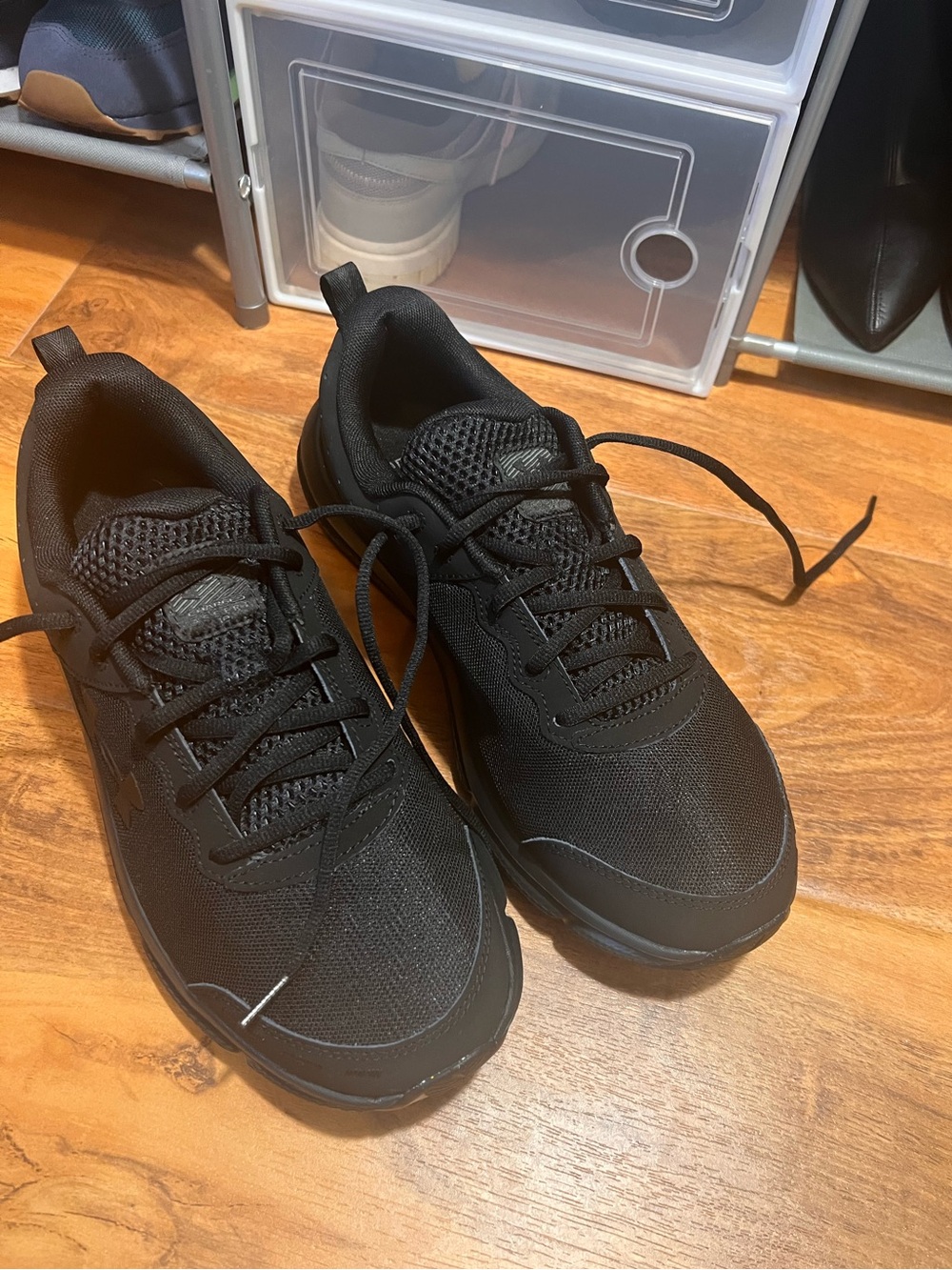 Under Armour Men's Black Low-Top Training Sneakers